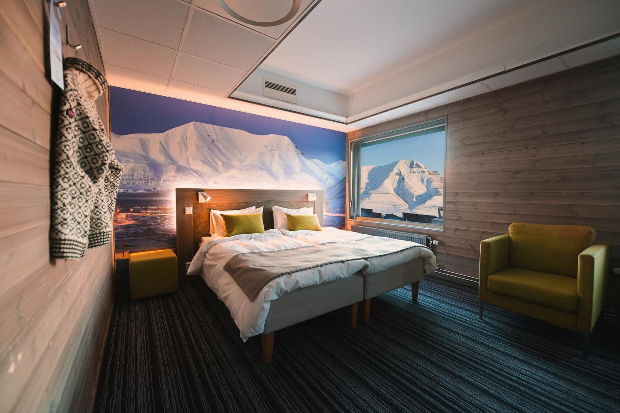 Svalbard Hotell | Polfareren Longyearbyen Exterior photo