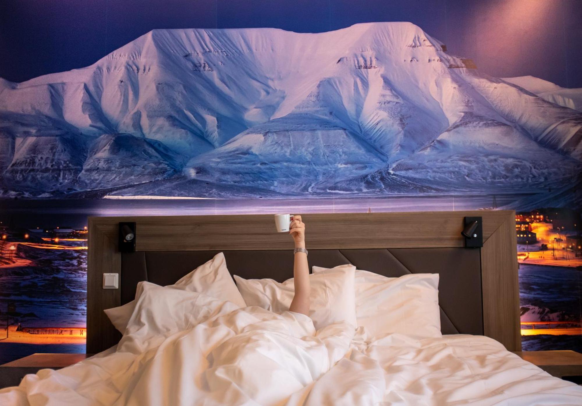 Svalbard Hotell | Polfareren Longyearbyen Exterior photo