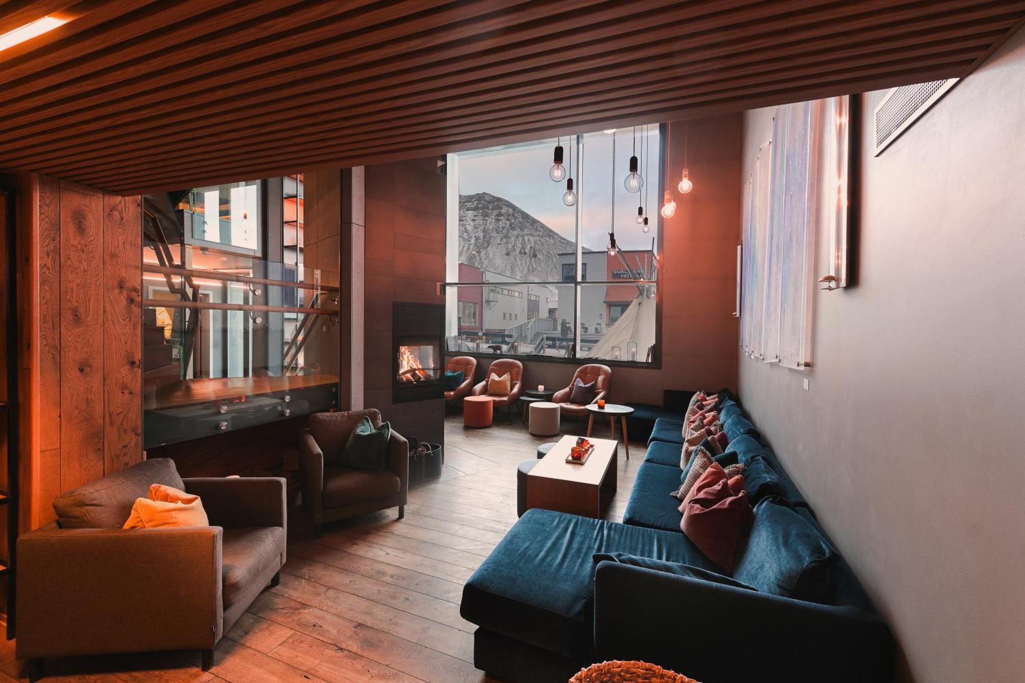 Svalbard Hotell | Polfareren Longyearbyen Exterior photo
